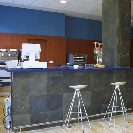 Turisticos Biarritz - Bloque I Apartamento