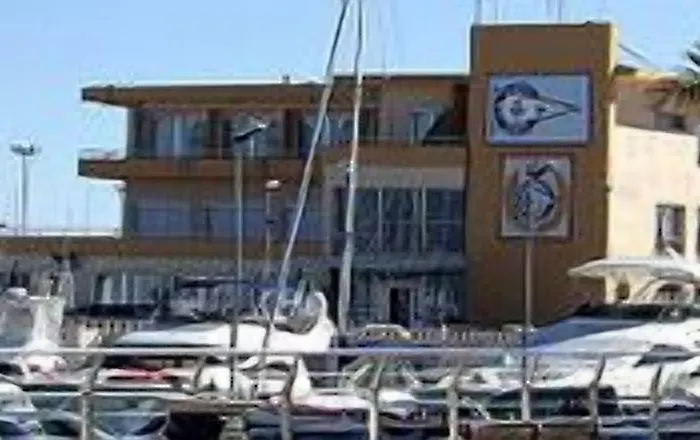 Turisticos Biarritz - Bloque I * Gandía